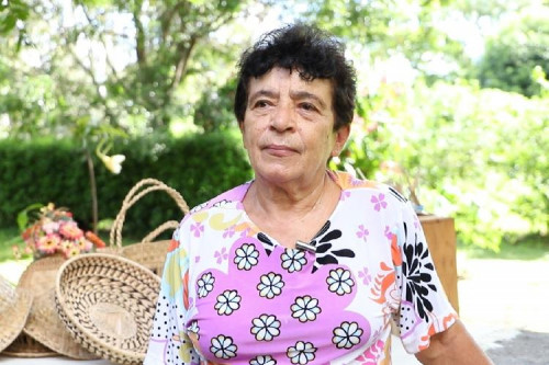 Aluna do Senar/MS aprende técnicas de artesanato em cursos e se apaixona