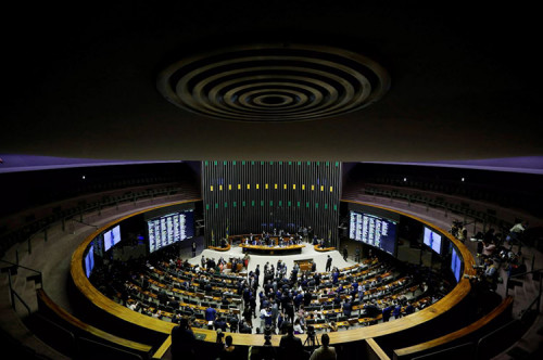 Preocupação dos Estados, ICMS dos combustíveis vai a debate no Senado