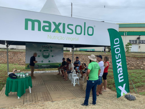 Fertilizante mineral é uma das atrações no Campo Agroacelerador Cooperja, em Santa Catarina