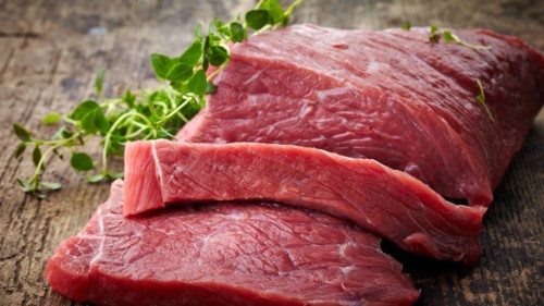 Carne bovina: mesmo com tarifas dos EUA, exportação cresce 16% em 2025