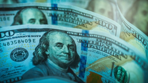 Mercado de câmbio reflete tensões e indicadores globais