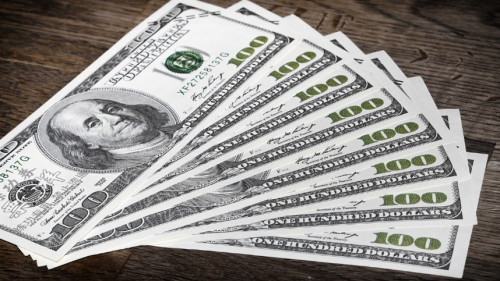 Banco projeta dólar mais alto até o fim do ano