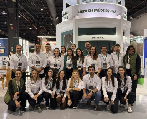 Ciência, inovação e capacitação marcam participação da Vetnil na ABRAVEQ 2026