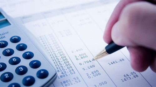 Juros altos e atividade fraca marcam cenário econômico