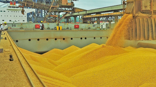 Comércio entre Brasil e China bate recorde em 2026