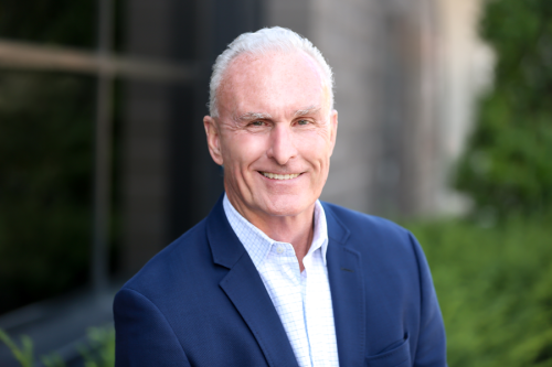 Presidente e diretor executivo (CEO) da NOVUS, Dan Meagher, recebe o 2026 International Visionary Award