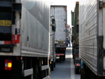 Transportadores autônomos da Baixada Santista aderem à paralisação nacional