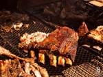 Churrasco do Bem reúne experts em carne, amantes de cavalos e solidariedade